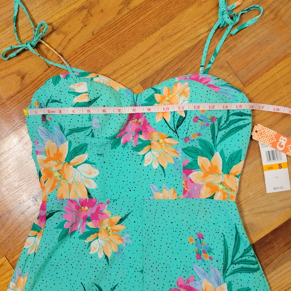NWT Adorable Gianni Bini Long Pant Jumpsuit Beautiful Summer Colors Size S - Picture 9 of 16